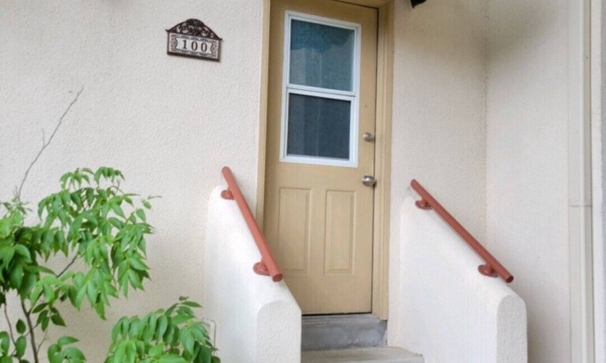Clarksville Condominio | Excellent location in historical Clarksville neighborhood of Austin.
