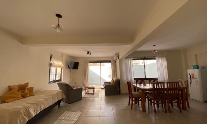 Mendoza City Center Apartamento | Excepcional apartamento, con patio cochera y parrilla en el centro