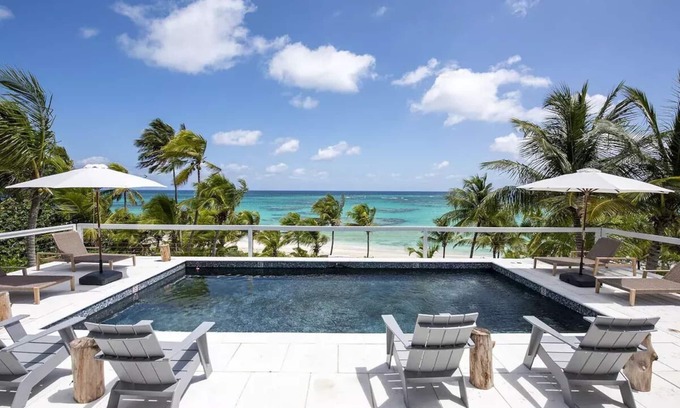 Bouvet Island Villa | ❊Exceptional 4BR Beachfront Home w/ Heated Pool & Back-up Generator, Banks Road❊