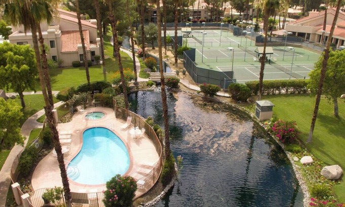 Cathedral City Condominio | Exceptional 2 Bedroom Condo - Welcome to Canyon Shores!