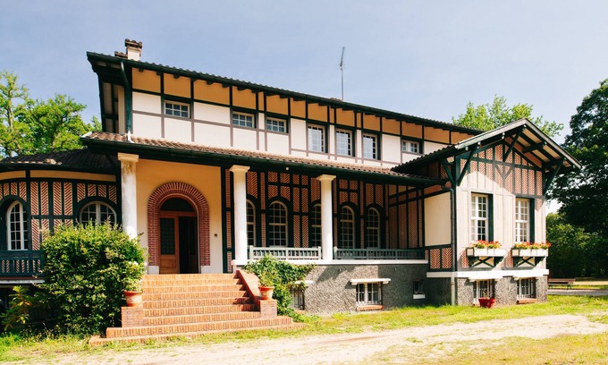 Linxe Casa | Exceptional Basque-Landes house 2 steps from the ocean 6 Bedrooms 12 sleeps