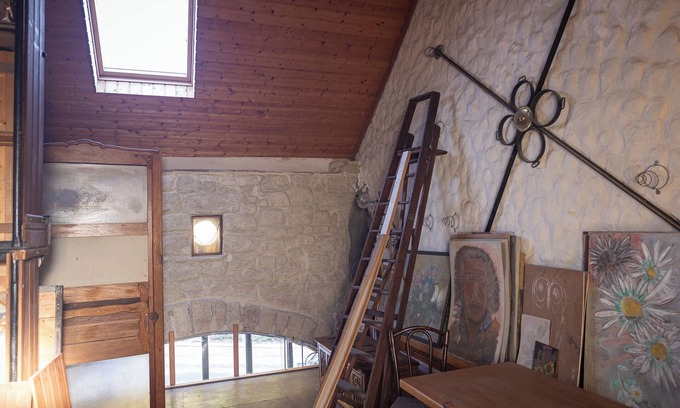 Weibern Casa | Exceptional old barn converted by an artist