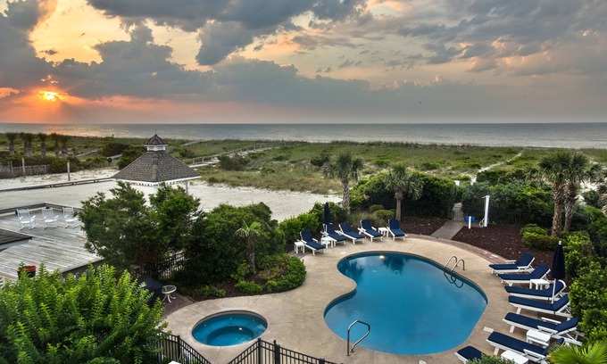 Wrightsville Beach Casa | Excepcional casa frente al mar con piscina en el corazón de Wrightsville Beach