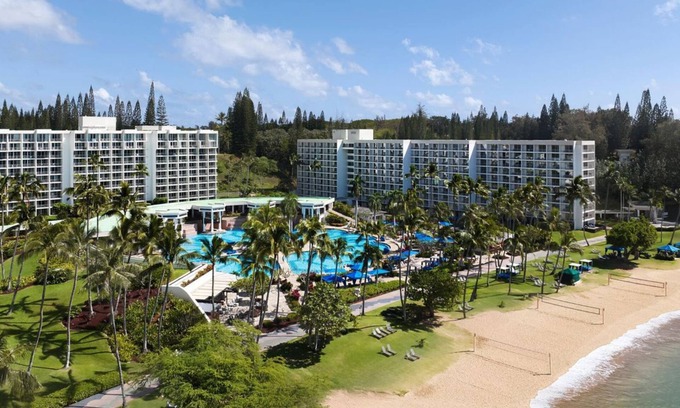Lihue Hotel | Exciting Water Adventures! Beachfront Resort! W/ Pool Access & Airport Shuttle!