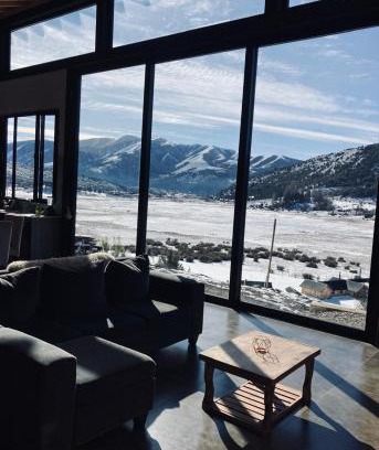 San Martin de los Andes Casa | Exclusiva Casa de Categoría a Estrenar en Barrio Privado de San Martin de los Andes