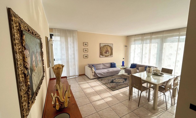 Stazione Apartamento | [Exclusive 120 SQM] in the heart of Bergamo