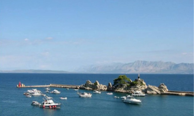 Trpanj Apartamento | EXCLUSIVE 2 Bed SEAFRONT Apt - STUNNING VIEWS