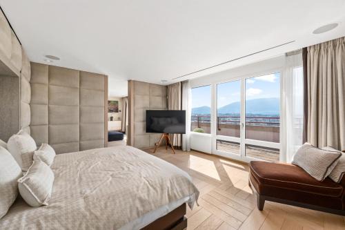 Saint-Jean and Charmilles Apartamento | Exclusive 3 Bedroom Luxury penthouse