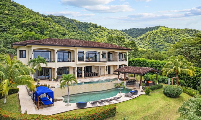 Coco Villa | Villa y spa de lujo con personal con comidas incluidas (¡Ideal para grupos!)