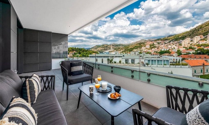 Dubrovnik Apartamento | Exclusive Apartment Lara - One Bedroom Apartment with Balcony