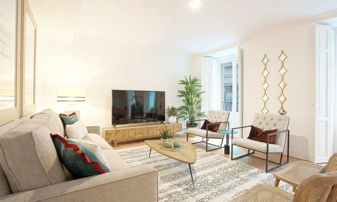 Cortes Apartamento | Exclusive Apartment in Madrid Center. Madrazo I