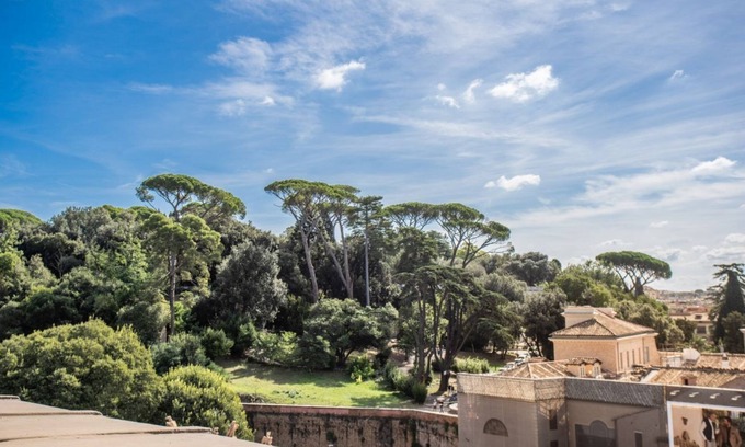 Quartiere III Pinciano Apartamento | Exclusive attic with private terrace right in front of Piazza Del Popolo, with unique panoramic view