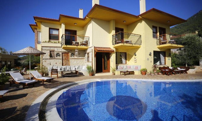 Faralya Cama Y Desayuno | Exclusive Boutique Hotel 1