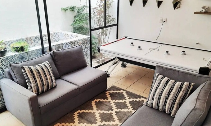 Zapopan Condominio | Bugambilias Exclusive Lukasa Home, Alberca & Airhockey.