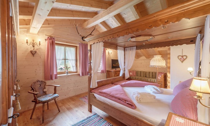 Sautens Chalet De Esquí | Exclusive chalet in Ötztal with Swiss stone pine infrared sauna - pure relaxation in Tyrol!
