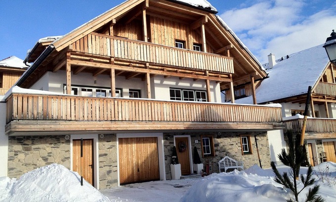 Mauterndorf Chalet De Esquí | Exclusive chalet with sauna and cinema seats