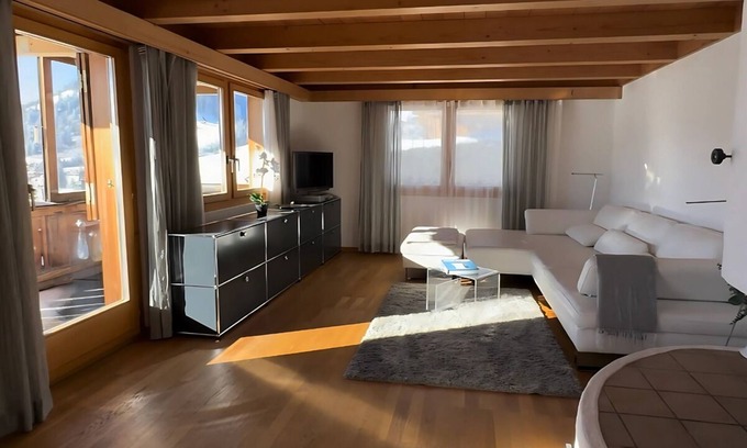Schoenried Chalet De Esquí | Exclusive chalet with 360° panorama 7 minutes from Gstaad