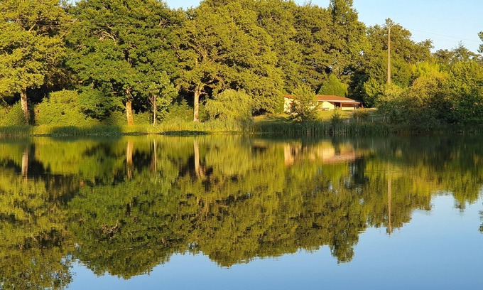 Montrollet Casa | Exclusive countryside retreat with private lake