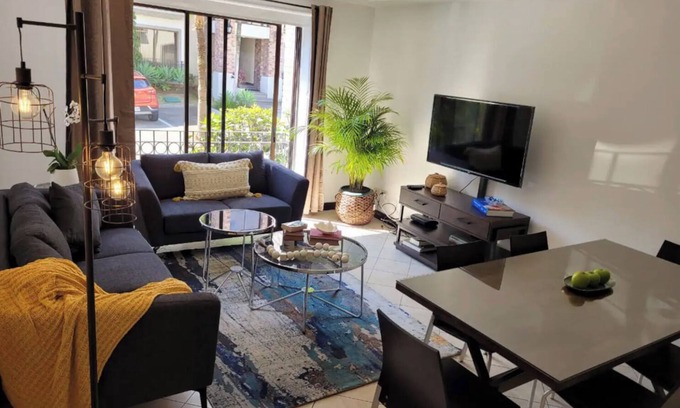 Escazu Apartamento | Exclusivo apartamento,Sunshine Place, cerca de Starbucks y avenidaEscazu