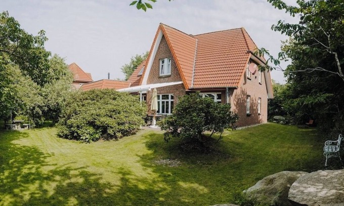 Neufeld Casa | Exclusive large vacation home on the North Sea - perfect for families & relaxation