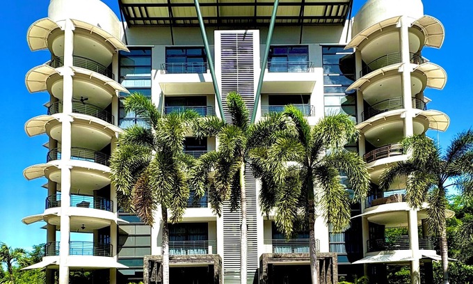 Tamarindo Condominio | HUGE LUXURY SECURE 3/3 CONDO NEAR WHITE HOT TAMARINDO SURF!