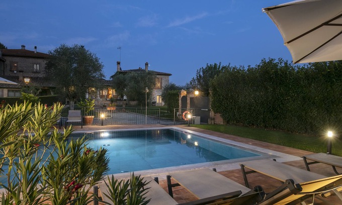 Siena Casa | Exclusive luxury property with private pool in Siena countryside Borgo la Chiusa
