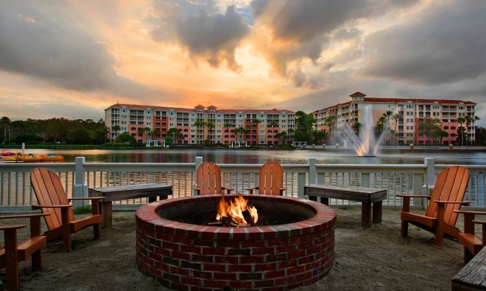 Williamsburg Villa | Exclusive Marriott's Grande Vista resort.