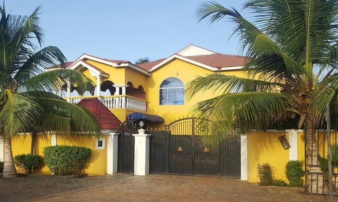 Prampram Villa | EXCLUSIVA VILLA FRENTE AL MEDITERRÁNEO CERCA DE ACCRA, GHANA