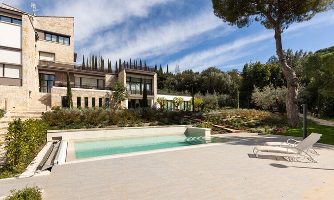 Perugia Apartamento | Exclusive Perugia Getaway - Shared Pool & Parking