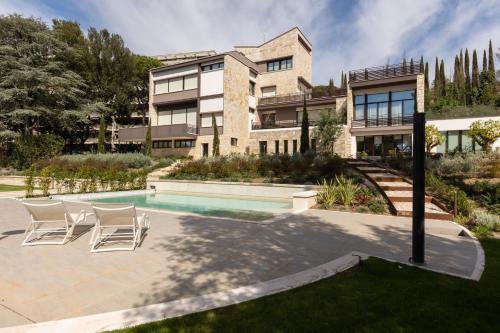 Perugia Apartamento | Exclusive Perugia Getaway - Apartments with Shared Pool & Parking