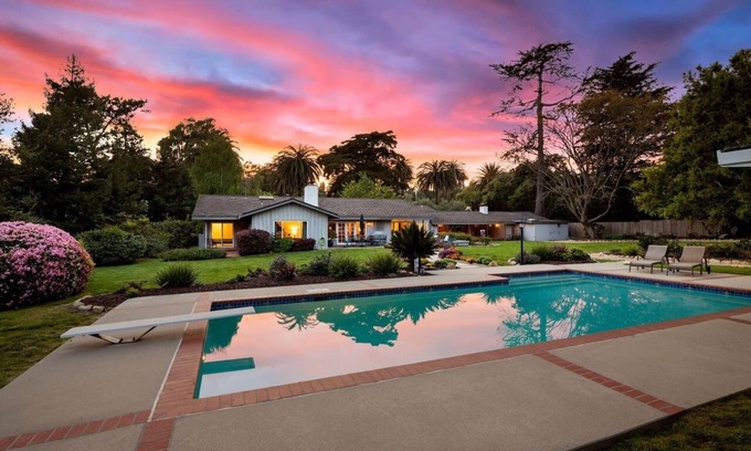 Hope Ranch Casa | Exclusive Short-Term Haven: Luxe Living in Hope Ranch!