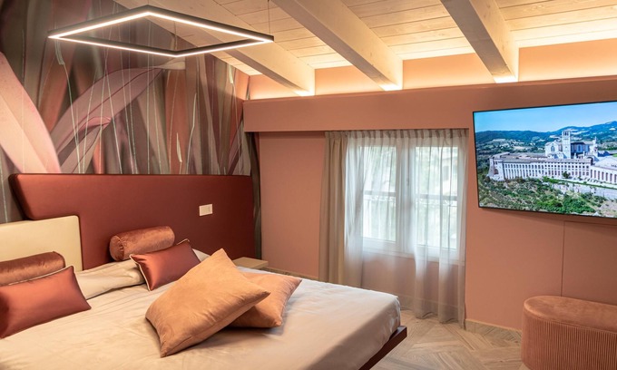 Rivotorto Apartamento | Exclusive suite in Assisi with indoor whirlpool and steam room