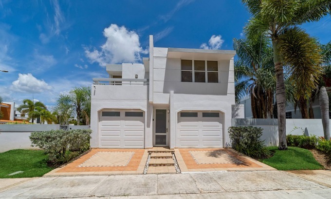San Antonio Casa | Exclusive Vacation Home in Jardin Dorado!