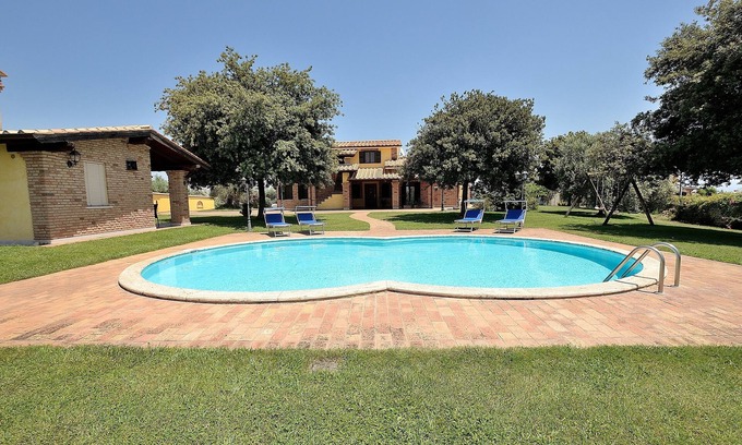 Padua Villa | Villa de uso exclusivo, cerca de la estación de tren para llegar a Roma y Pompei