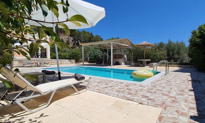 Agia Efimia Villa | Villa Regina Agia Efimia, No es necesario alquilar un coche, Piscina privada, Equipos de primera calidad