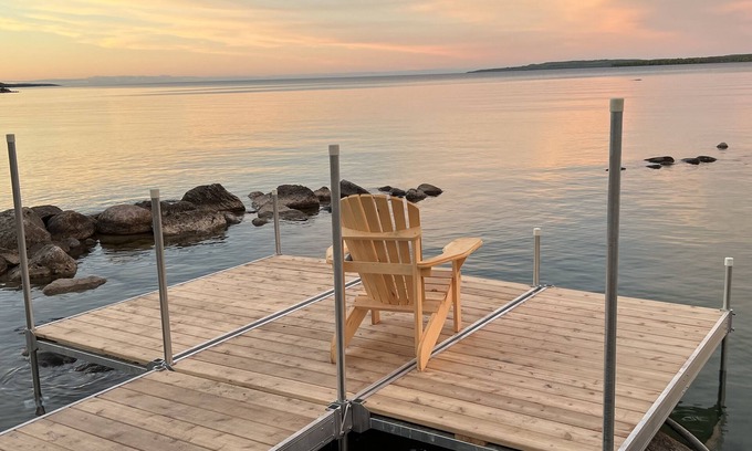 Georgian Bluffs Casa | Exclusive Waterfront enclave