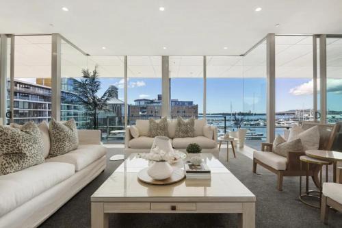 Auckland Central Business District Apartamento | Exclusive Waterfront Penthouse
