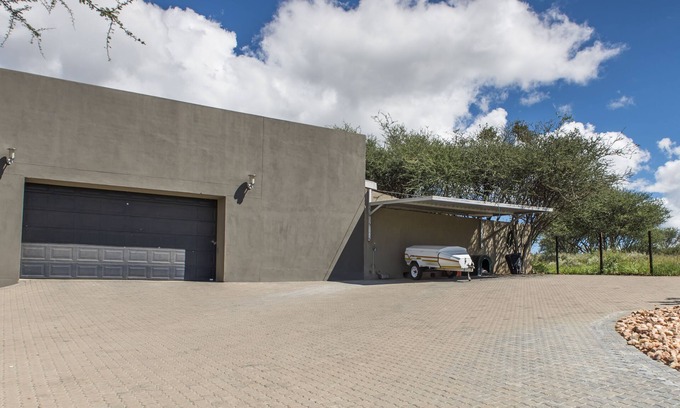 Windhoek West Casa | Exclusiva finca de vida salvaje