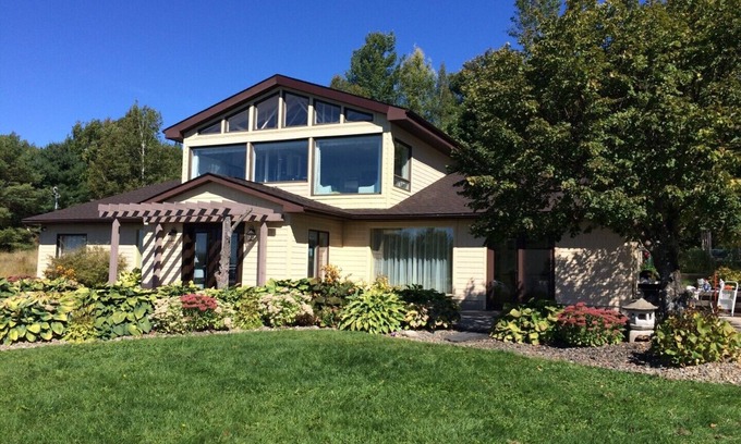 Keswick Ridge Casa | Casa de ensueño para 16 personas. Casa de 5,000 pies cuadrados con vista al valle del río Saint John.