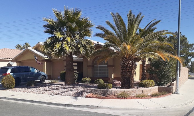 Canyon Gate Casa | Executive Home, 10 Min. to Las Vegas Strip, Red Rock National Park, Summerlin