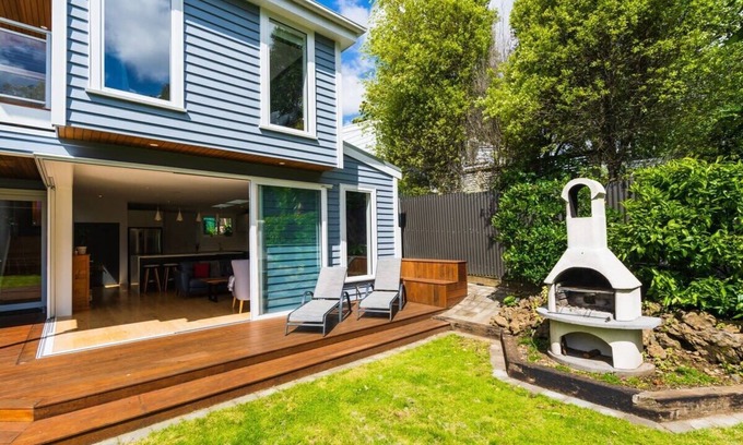 Mount Eden Casa | Executive home in Mt Eden