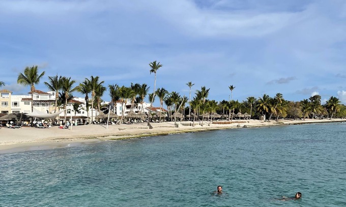 San Rafael del Yuma Condominio | Executive Latin Getaway on the Beach
