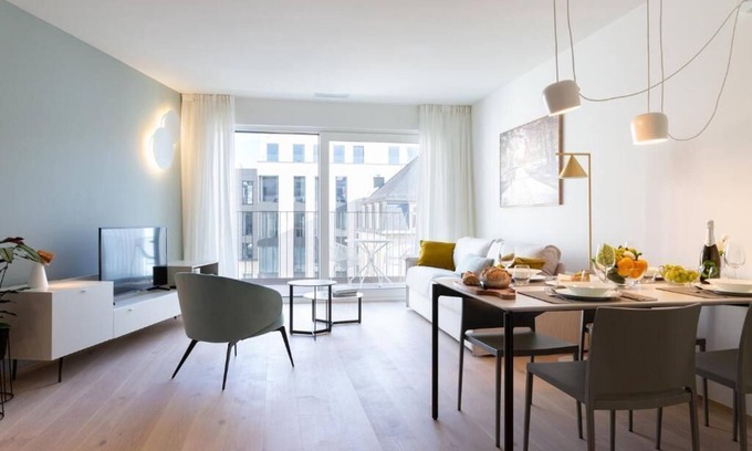 Gare Apartamento | Executive One-Bedroom with Balcony