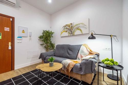 La Trinidad Apartamento | Executive Premium Studio with Terrace - Malaga Center
