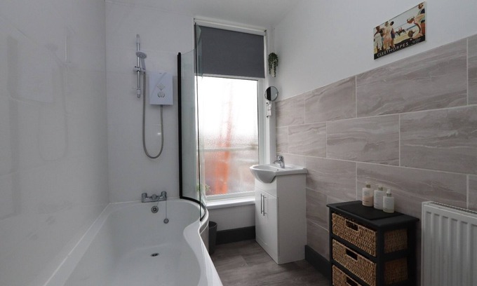 Cleethorpes Apartamento | Executive Sea View apartment 3 Bedroom 'Lodge with the Legends' Sleeps up to 8