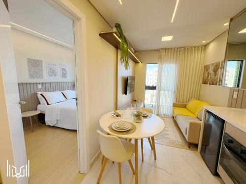 Novo Mundo Apartamento | Executivo próximo ao Portão, Shopping Palladium e Cidade Industrial