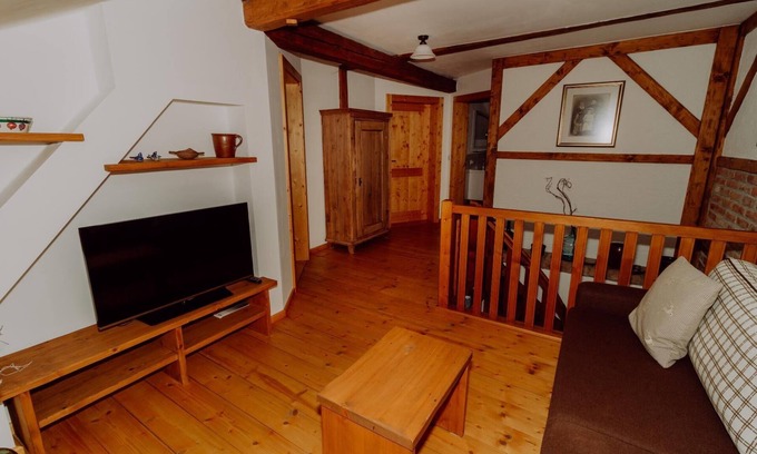 Neuschoenau Apartamento | Casa de campo exclusivamente renovada para 2 personas con sauna, galería y vista maravillosa