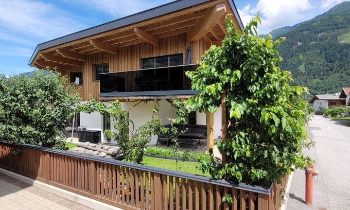 Fuegen Apartamento | Exklusives Alpenquartier