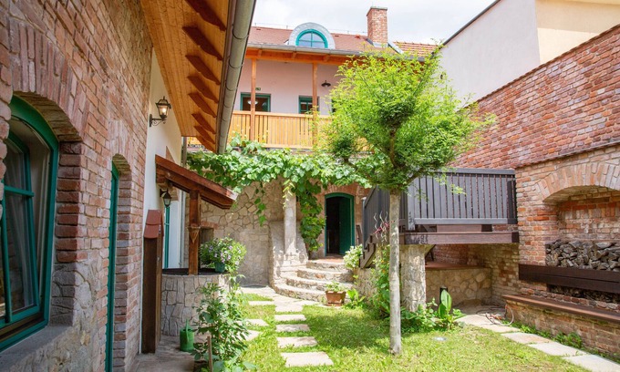 Satov Casa | Exklusives Landhaus