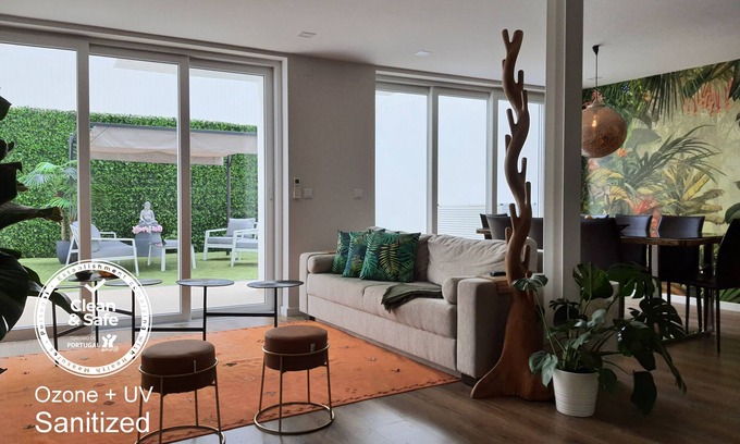Linda-a-Velha Apartamento | Exotic Fusion Double Suite With Garden